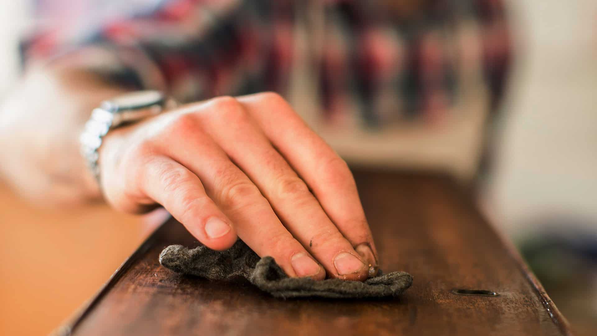 Mantenimiento de muebles de madera